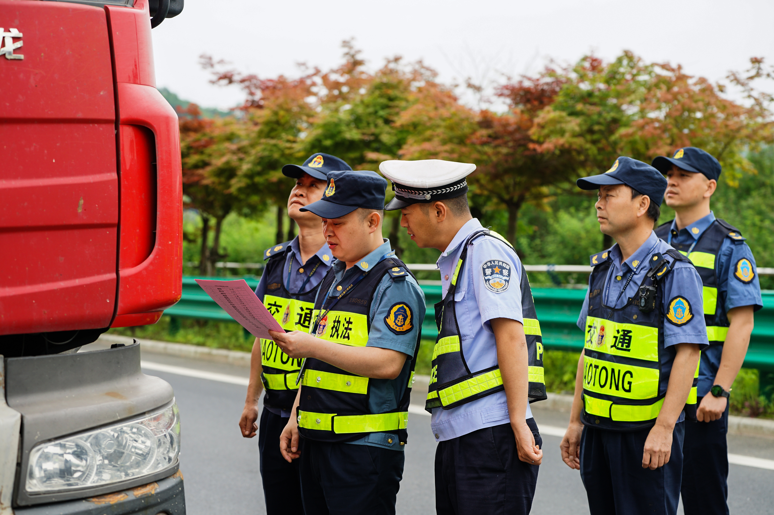 解放区公路运输管理事业单位新闻，推动区域公路运输发展，优化交通网络布局